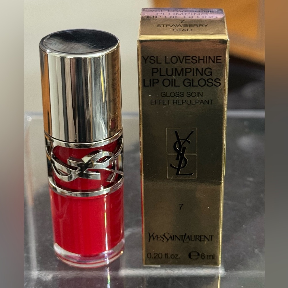 NIB Yves Saint Laurent Loveshine Olumoing Lip Oil Gloss Shade Strawberry Star